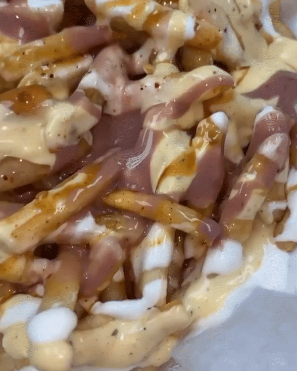 FRIES (SAUCED) Lemon Pepper (Dry Rub) Lemon Pepper (Wet) Hot Lemon Pepper Hot (Dry rub) Hot (wet) Garlic Parmesan Atomic Hot Spicy Barbecue  Honey Mustard Hot Honey Mustard Spicy Ranch Cajun  Yaaw